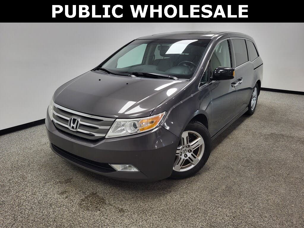 2013 Honda Odyssey Touring Elite FWD