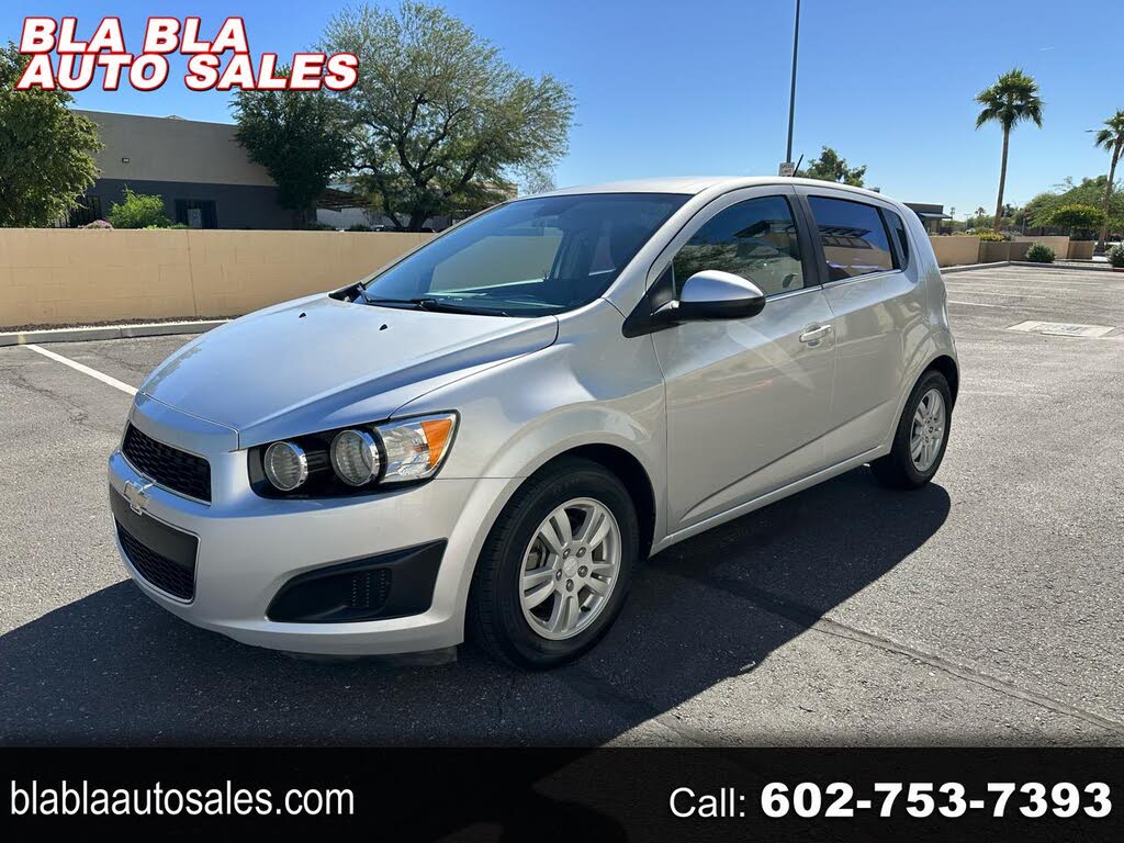 2015 Chevrolet Sonic LT Hatchback FWD