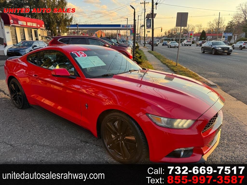 2015 Ford Mustang EcoBoost Coupe RWD