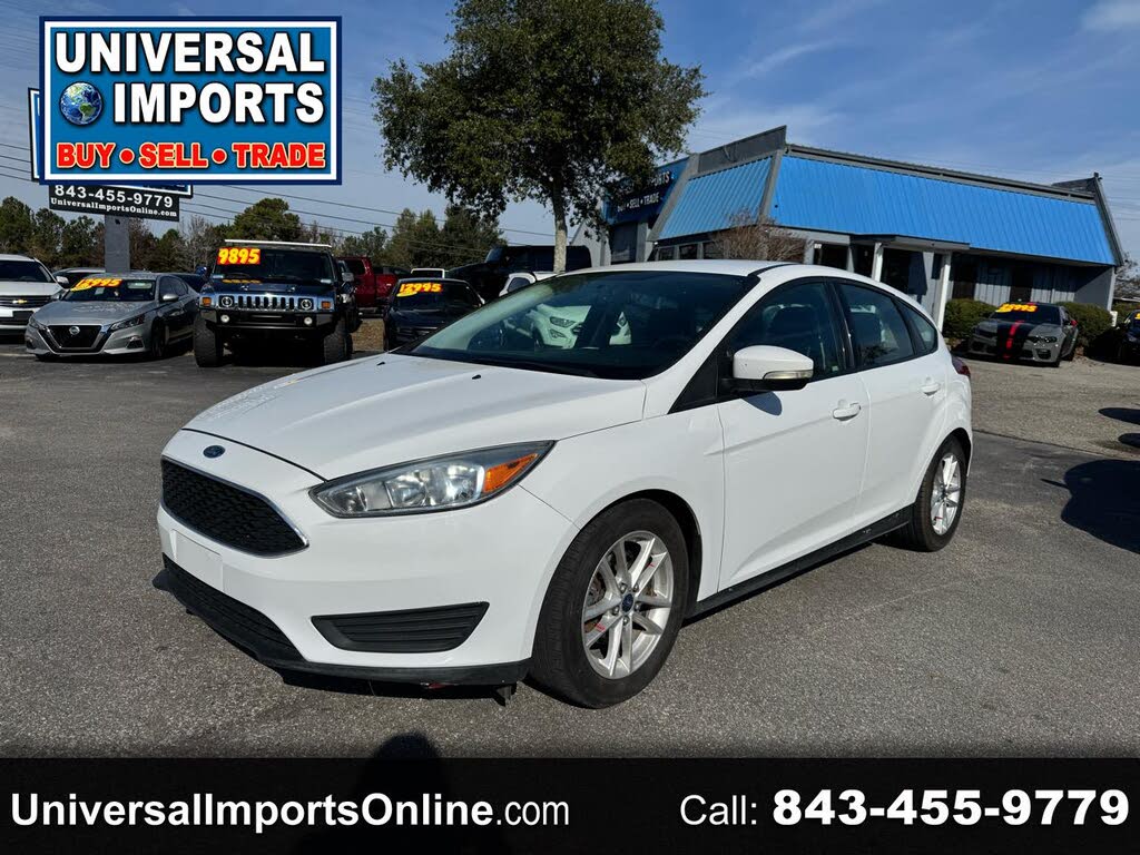 2016 Ford Focus SE Hatchback