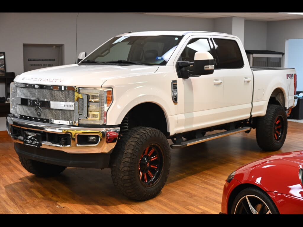 2017 Ford F-250 Super Duty Lariat Crew Cab 4WD