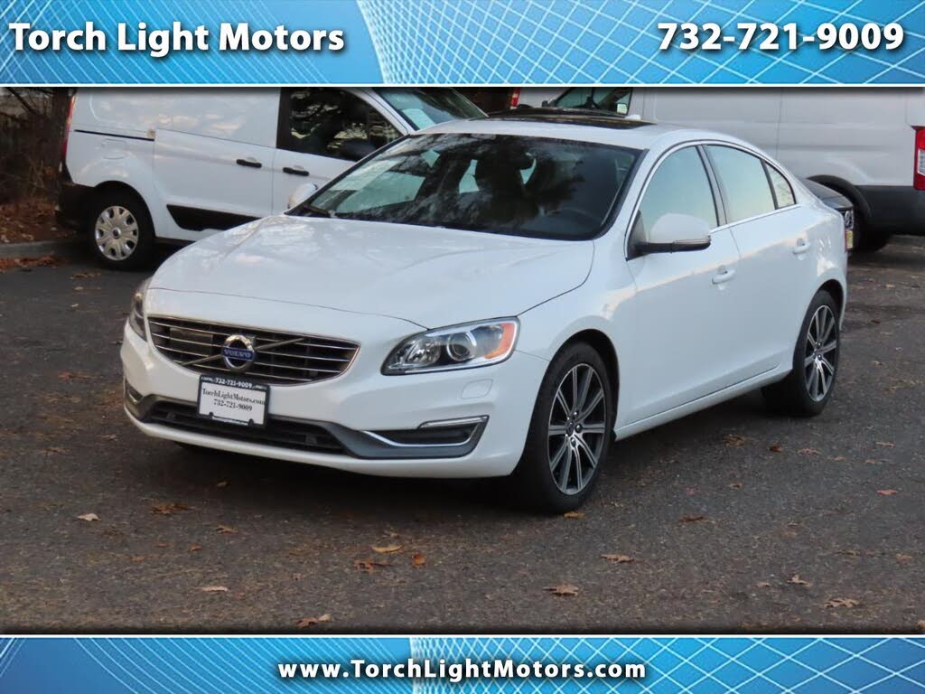 2017 Volvo S60 T5 Inscription Platinum