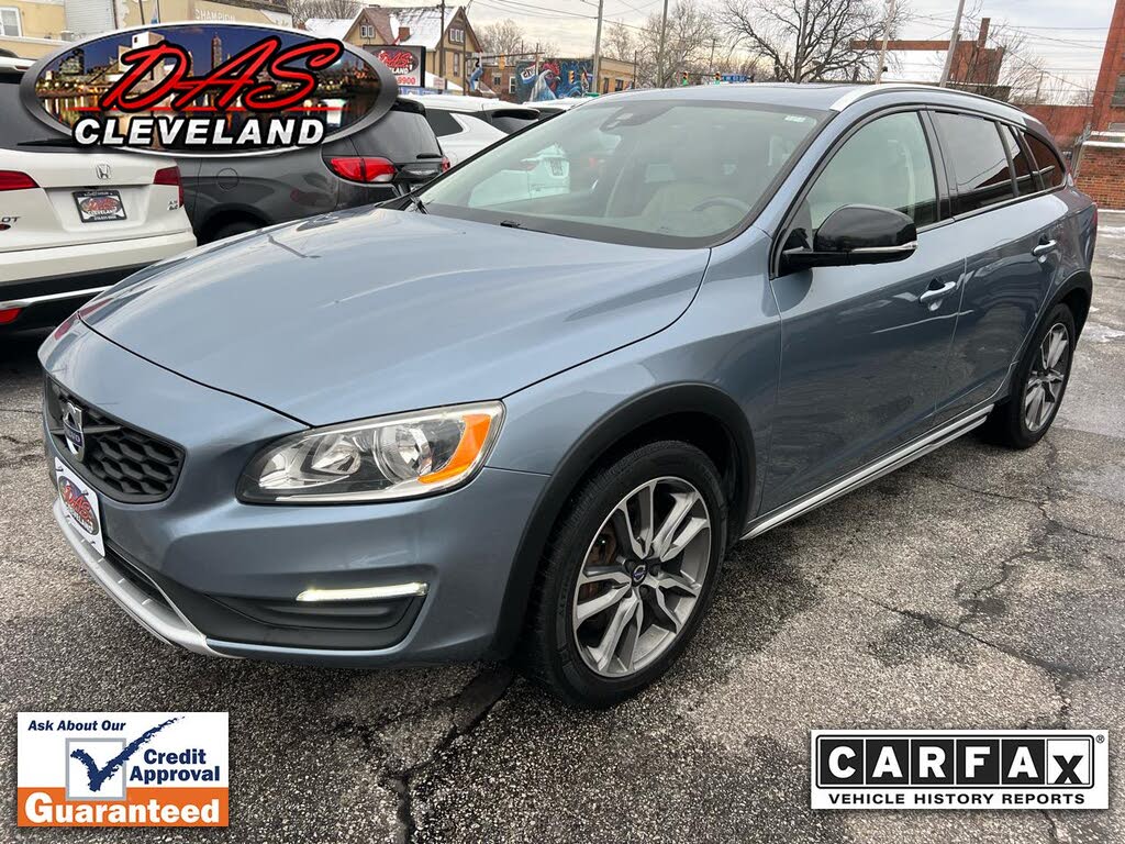 2017 Volvo V60 Cross Country T5 Premier AWD
