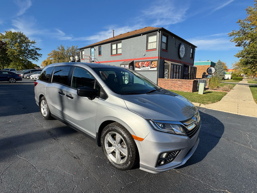 2018 Honda Odyssey LX FWD