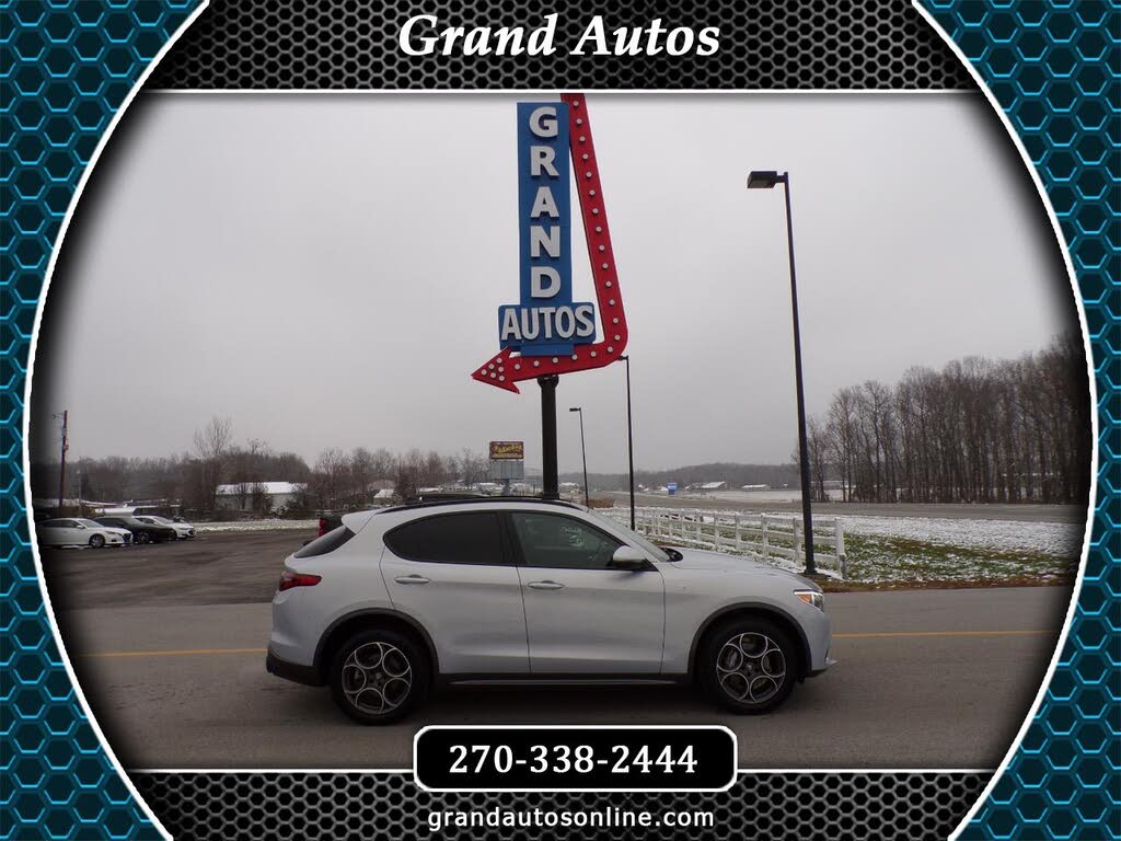 2022 Alfa Romeo Stelvio Ti AWD