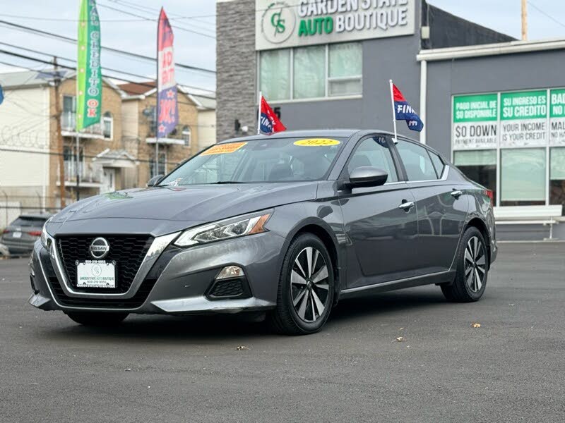2022 Nissan Altima 2.5 SV FWD