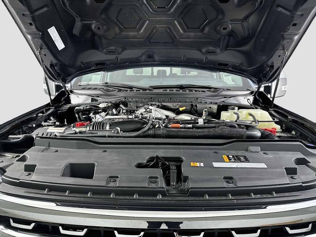 2023 Ford F-250 Super Duty Lariat Crew Cab 4WD