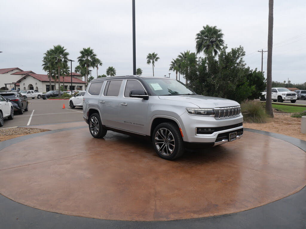 2023 Jeep Grand Wagoneer Series III 4WD