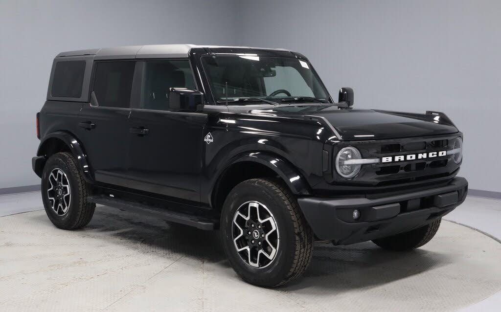 2024 Ford Bronco Outer Banks 4-Door 4WD