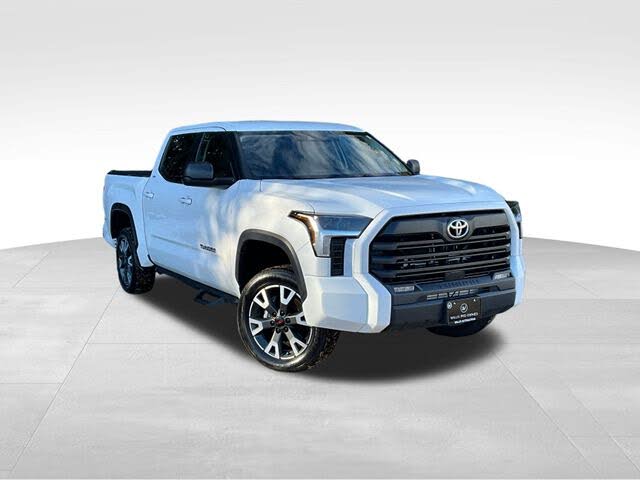 2024 Toyota Tundra SR5 CrewMax Cab 4WD