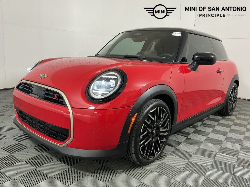 2025 MINI Cooper S Signature Trim 2-door Hatchback
