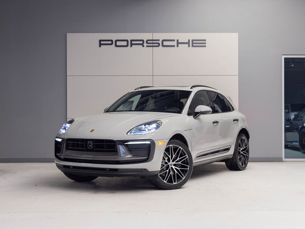 2026 Porsche Macan T AWD