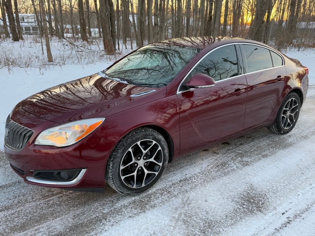 2017 Buick Regal Sport Touring Sedan FWD