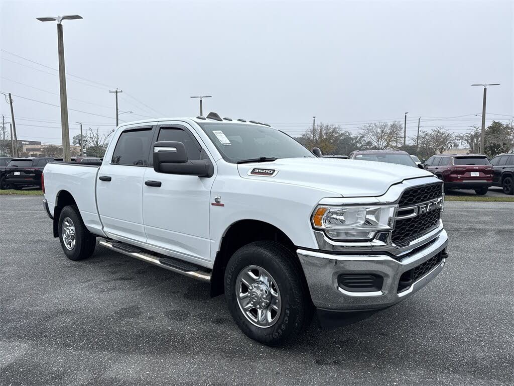 2024 RAM 3500 Tradesman Crew Cab 4WD