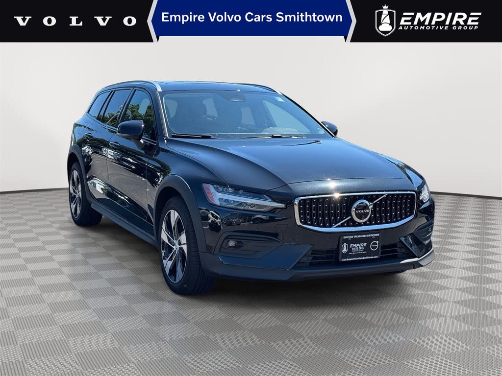 2024 Volvo V60 Cross Country B5 Plus AWD
