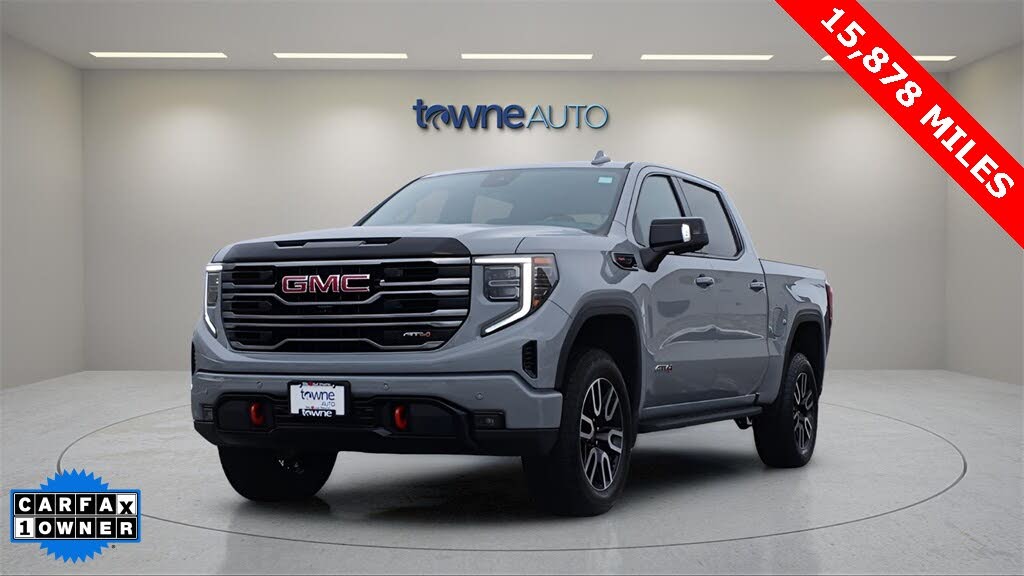 2025 GMC Sierra 1500 AT4 Crew Cab 4WD