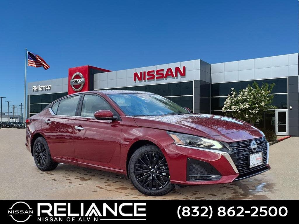 2025 Nissan Altima 2.5 SV FWD