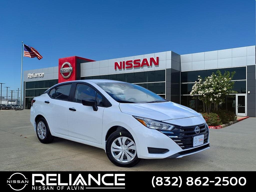 2025 Nissan Versa S FWD