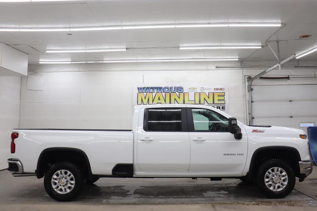 2026 Chevrolet Silverado 2500HD LT Crew Cab 4WD