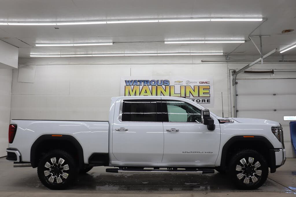 2026 GMC Sierra 2500HD Denali Crew Cab 4WD
