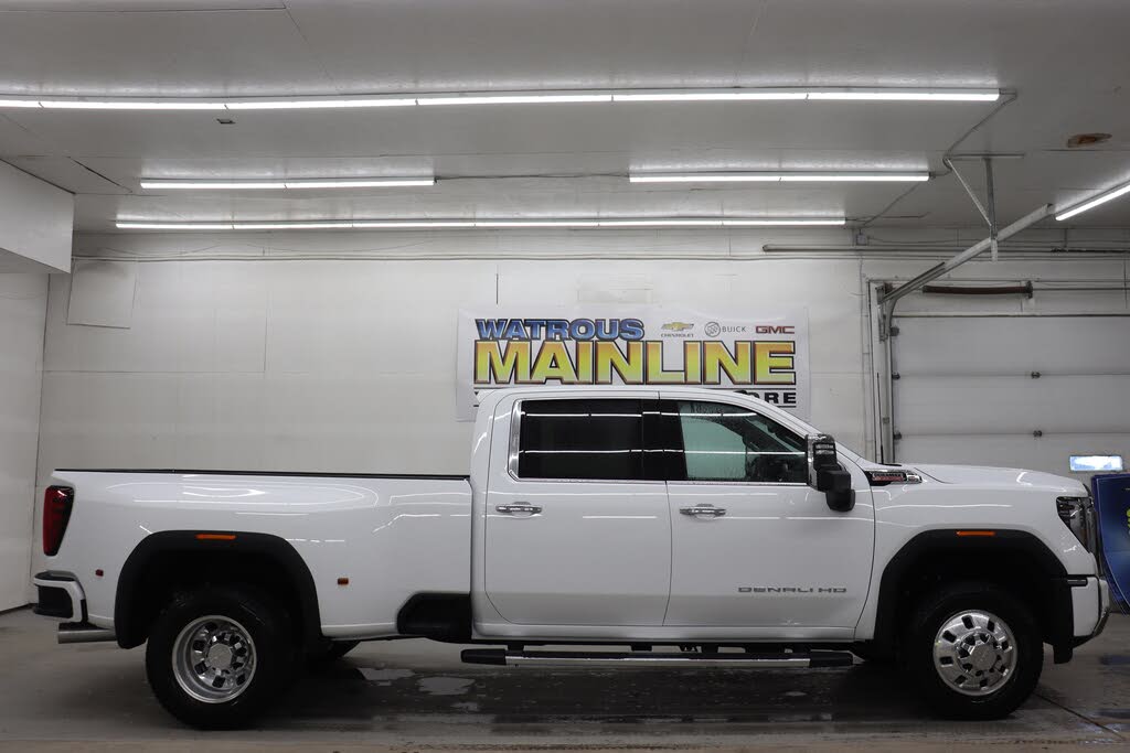 2026 GMC Sierra 3500HD Denali Crew Cab 4WD