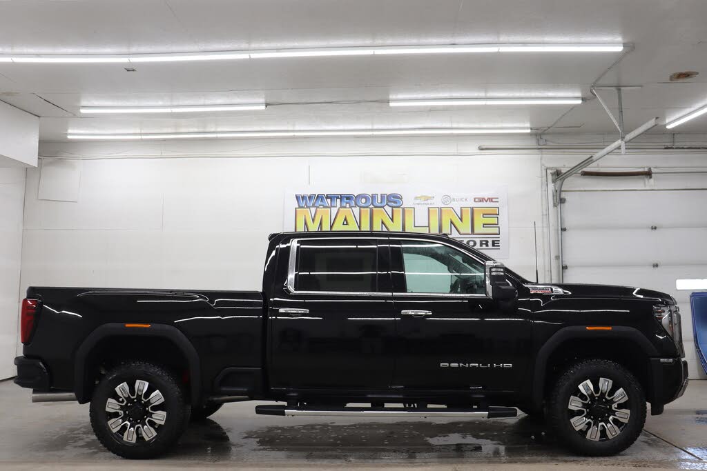 2026 GMC Sierra 3500HD Denali Crew Cab 4WD