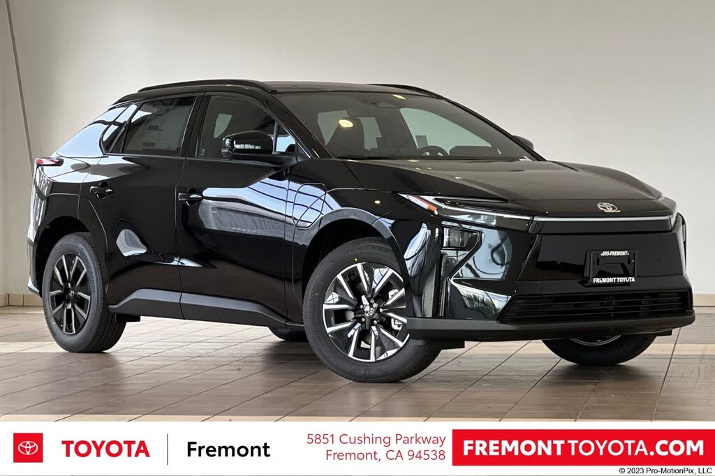 2026 Toyota bZ XLE Plus FWD