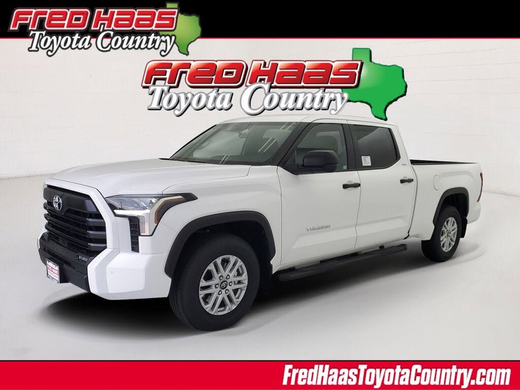 2026 Toyota Tundra SR5 CrewMax Cab LB RWD
