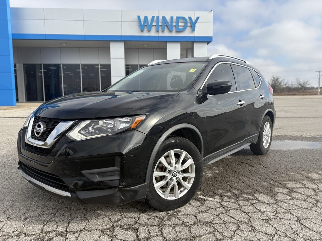 2017 Nissan Rogue SV FWD