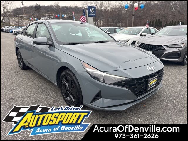 2023 Hyundai Elantra SEL FWD