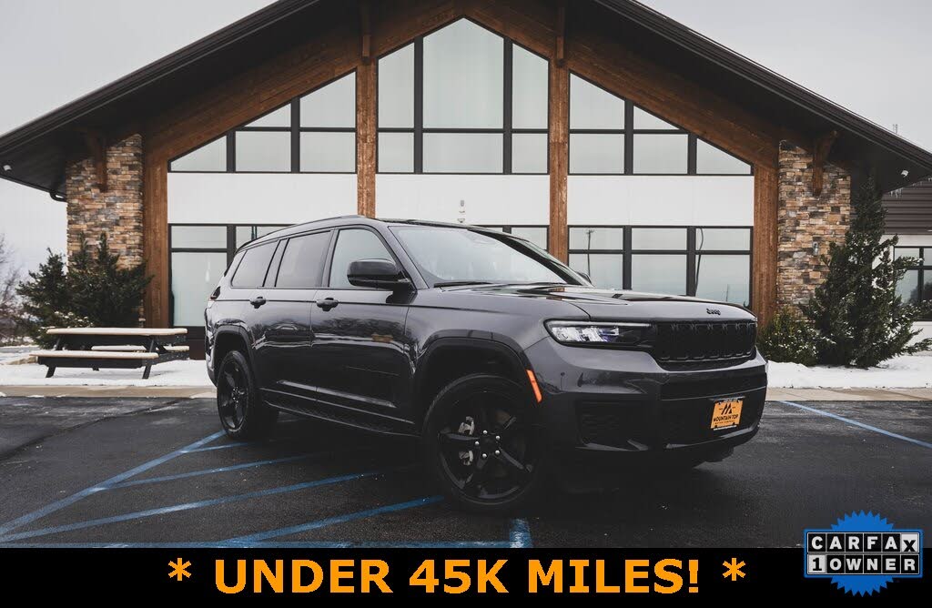 2023 Jeep Grand Cherokee L Altitude 4WD