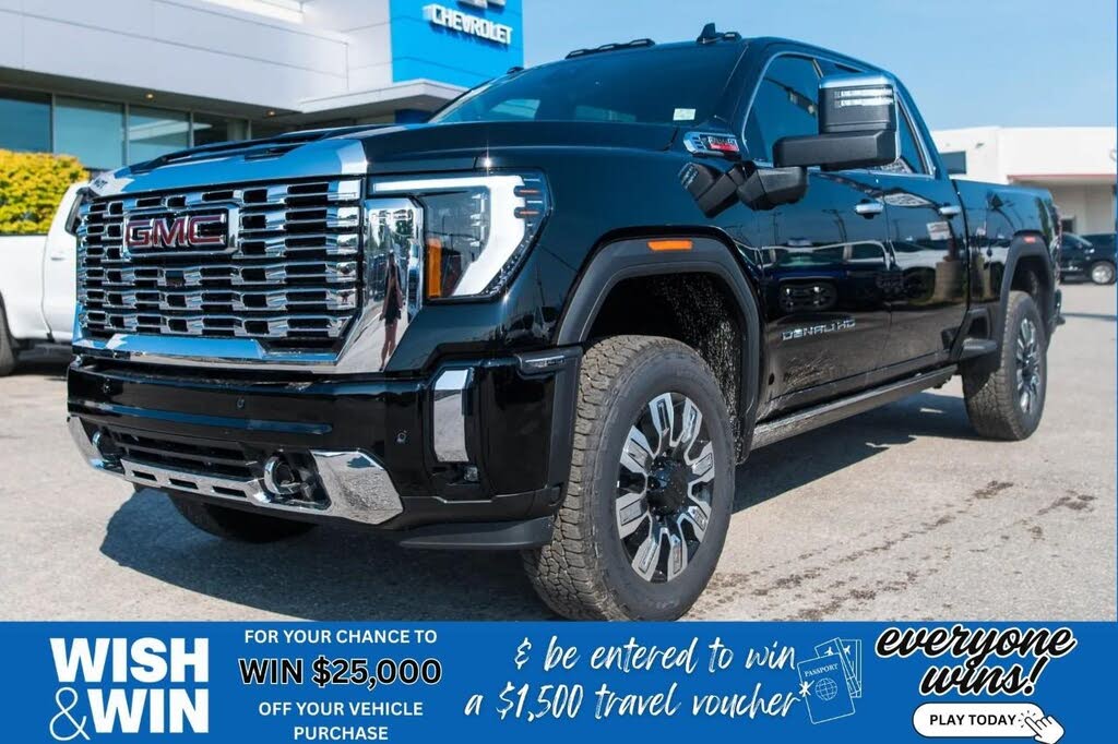 2025 GMC Sierra 2500HD Denali Crew Cab 4WD