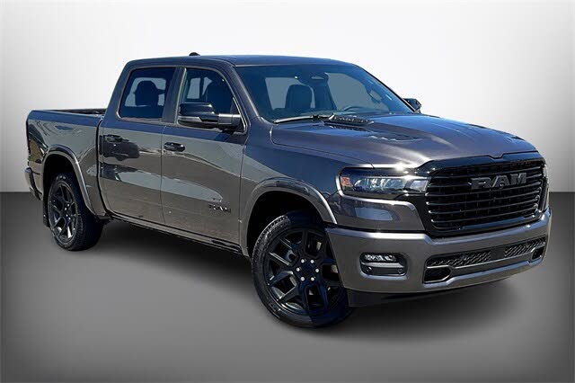 2025 RAM 1500 Laramie Crew Cab 4WD
