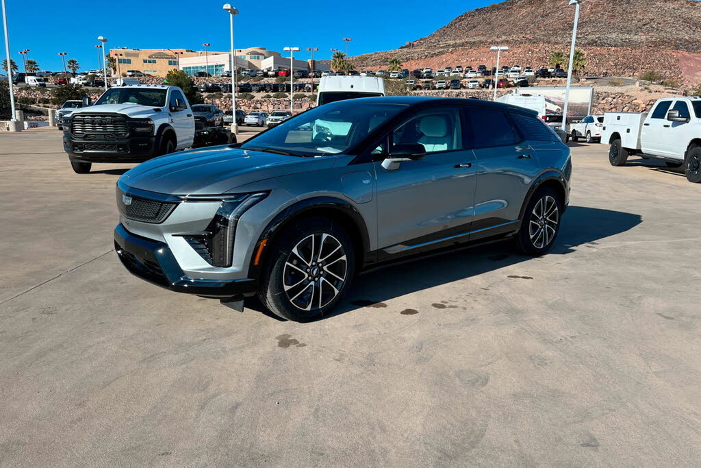 2026 Cadillac OPTIQ Premium Sport AWD