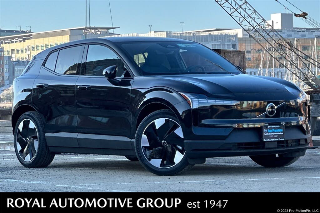 2026 Volvo EX30 Twin Plus eAWD