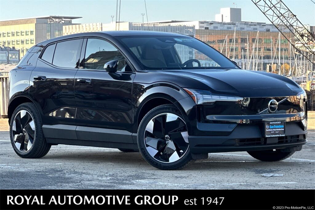 2026 Volvo EX30 Twin Plus eAWD