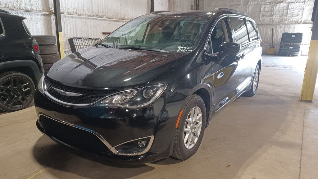 2020 Chrysler Pacifica Touring L FWD