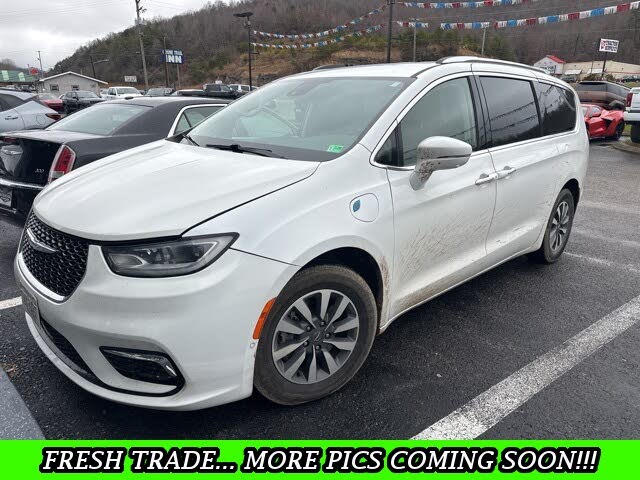 2021 Chrysler Pacifica Hybrid Touring L FWD