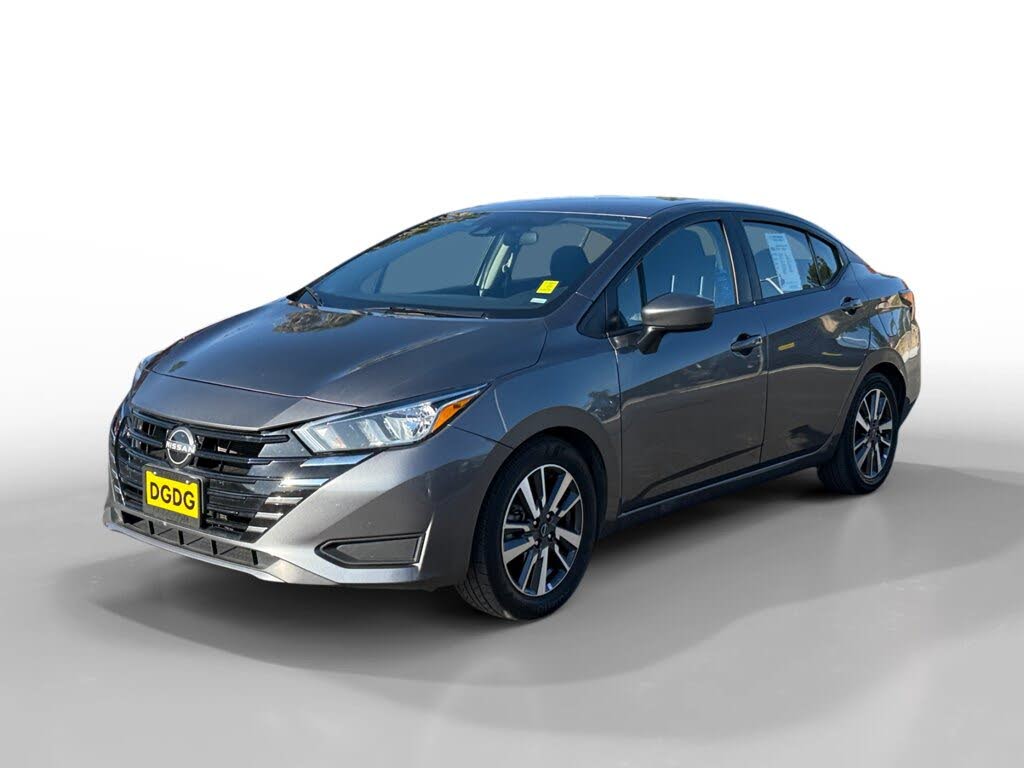 2023 Nissan Versa SV FWD