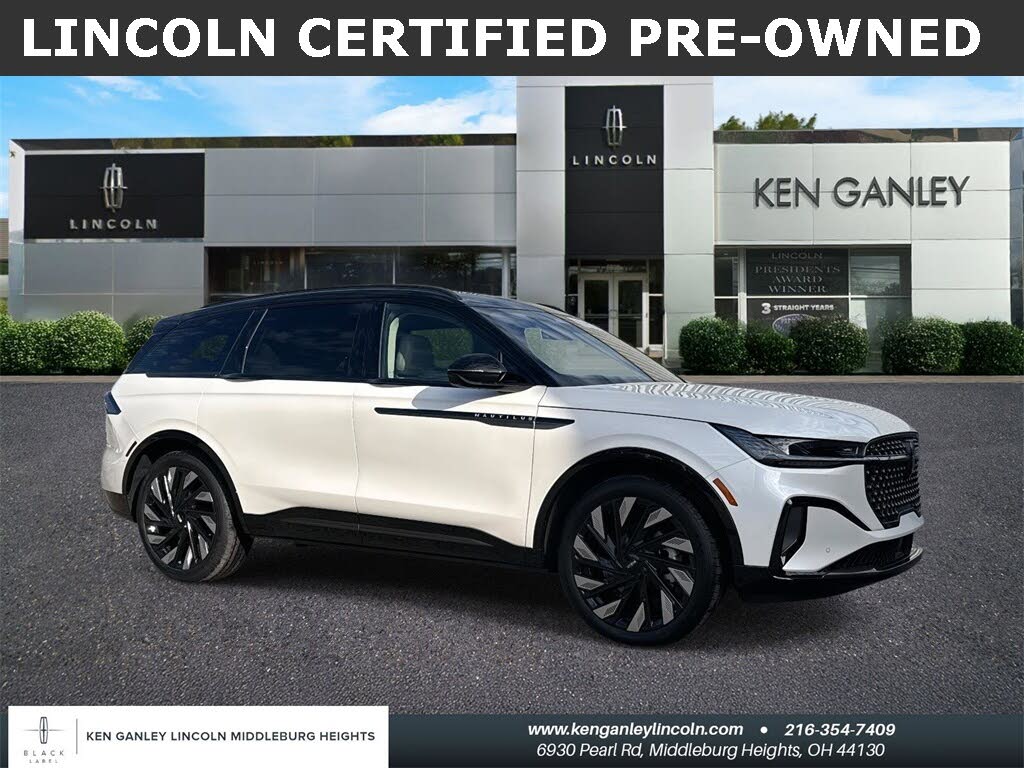 2025 Lincoln Nautilus Reserve AWD