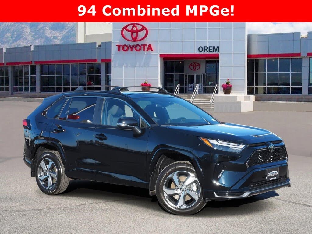 2025 Toyota RAV4 Plug-in Hybrid SE AWD