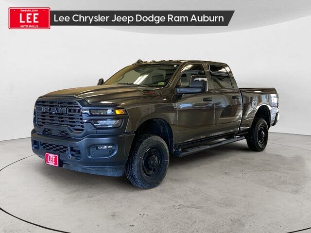 2026 RAM 2500 Tradesman Crew Cab 4WD