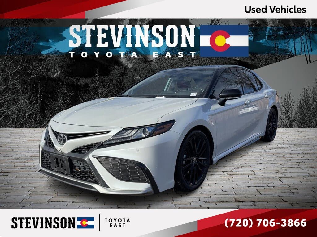 2021 Toyota Camry XSE V6 FWD