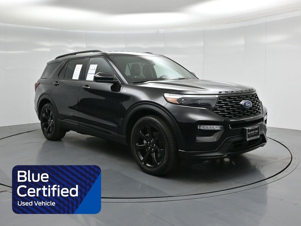 2022 Ford Explorer ST-Line RWD