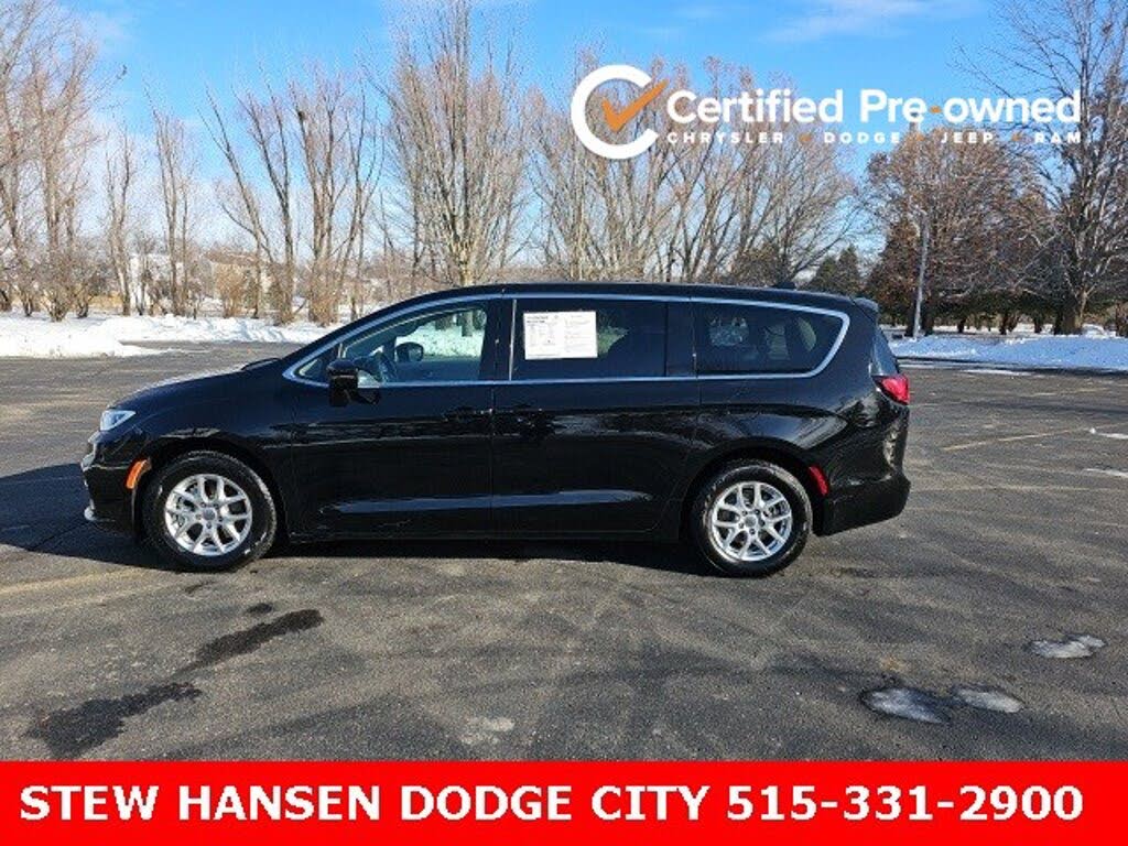 2024 Chrysler Pacifica Touring L FWD