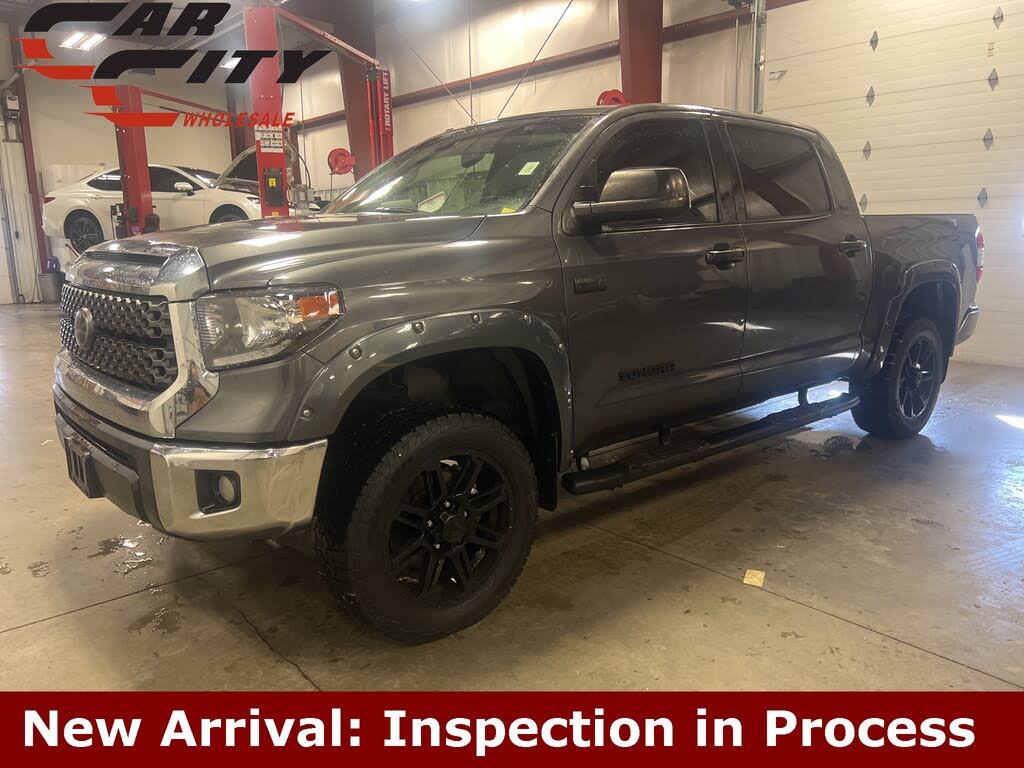 2018 Toyota Tundra SR5 CrewMax 5.7L FFV 4WD