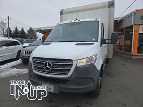 Mercedes-Benz Sprinter 4500 170 V6 High Roof Crew Van RWD