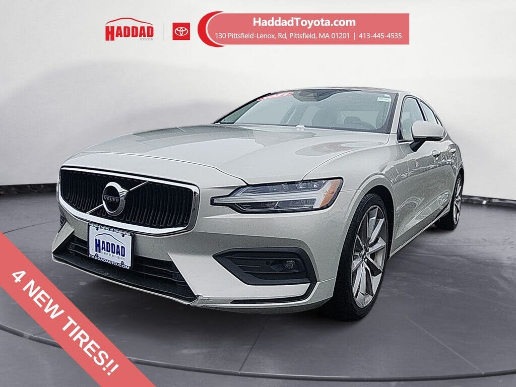 2021 Volvo S60 T6 Momentum AWD