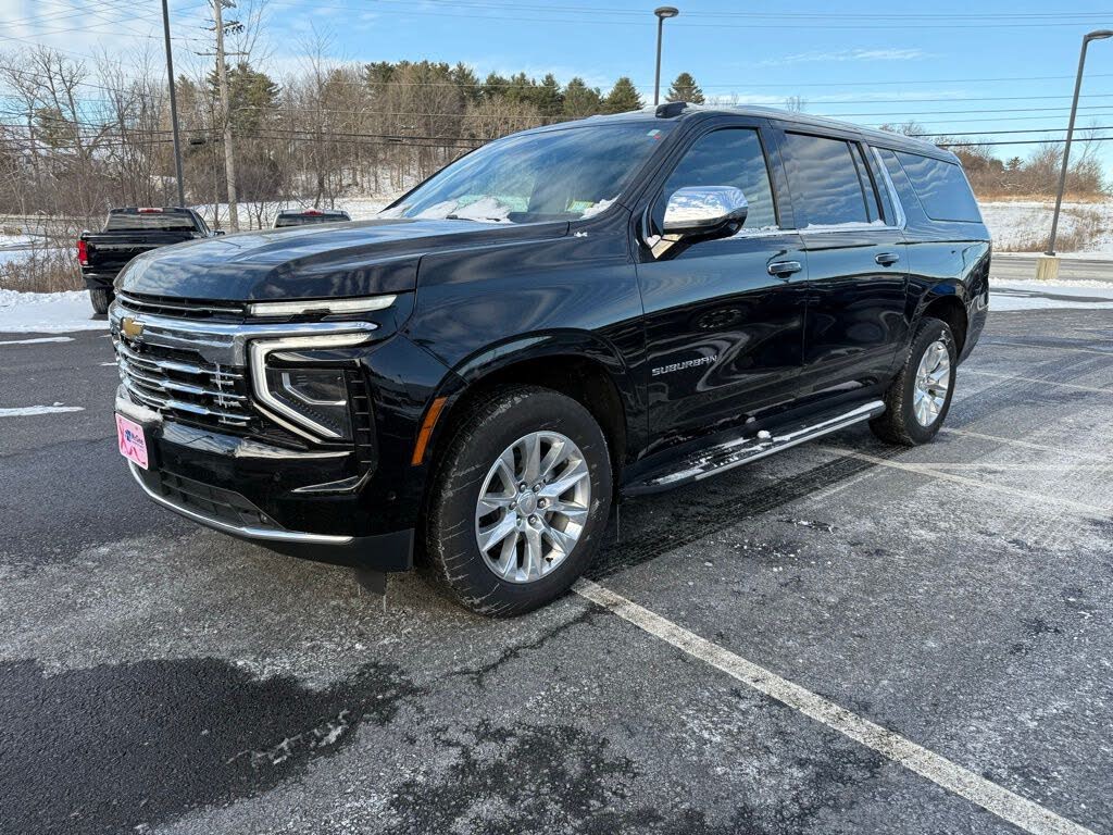 2025 Chevrolet Suburban Premier 4WD