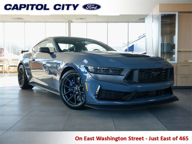 2025 Ford Mustang Dark Horse Fastback RWD